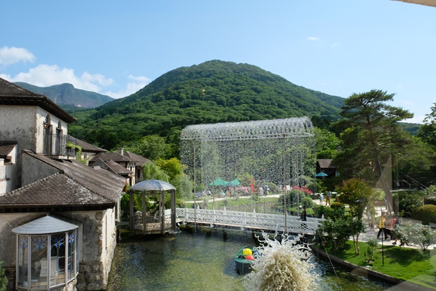 ガラスの森美術館