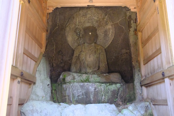 元箱根石仏群散策